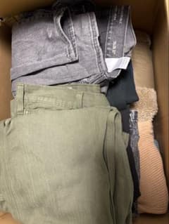 スリムフィット グレー カーキ デニムパンツのサムネイル