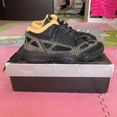 NIKE jodan 11 レトロ LOW 26cmのサムネイル