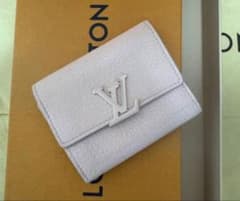 極美品 ルイヴィトン ポルトフォイユ カプシーヌXs Lvロゴ 三つ折り