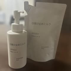 無印良品　日焼け止めミルク SPF50+ PA++++本体、詰め替えのサムネイル