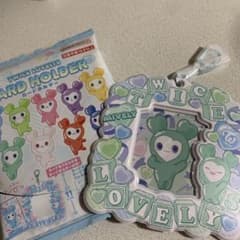 最終価格 TWICE LOVELY カードホルダーミナのサムネイル
