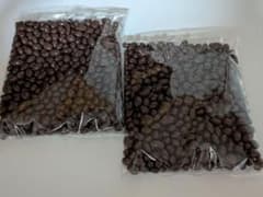 レーズンチョコ　2袋のサムネイル