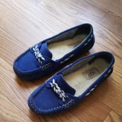 UGG モカシン 23のサムネイル