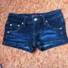 デニムショートパンツのサムネイル