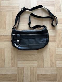 PUMA⭐︎ブラック ショルダーバッグのサムネイル