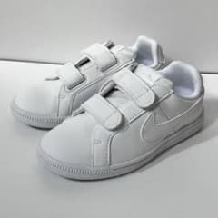 Nike ホワイト スニーカー 【17.5】のサムネイル