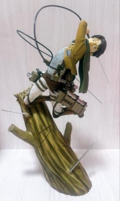 た*様 進撃の巨人 ARTFX J リヴァイ フィギュアのサムネイル