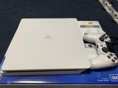 PlayStation4 CUH-2100A 500GBのサムネイル