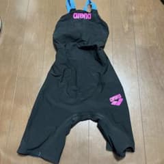 最終夏のお値下げ中!!arena 競泳水着 レディース MFのサムネイル