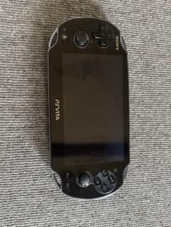 よ*）様 psvita PCH-1100 本体＋充電ケーブルのサムネイル