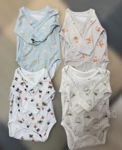 ユニクロ　長袖 ベビー肌着 60cm 70cmのサムネイル
