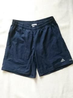 アディダス ハーフパンツ サイズMのサムネイル