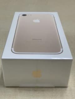 値下げ☆新品未使用☆iPhone 7 Gold 32 GB SIMフリーのサムネイル