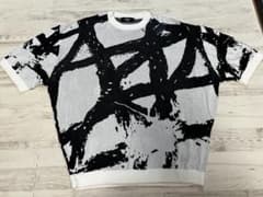 AZUL by moussy 半袖ニット　ペイント柄　　新品　未使用のサムネイル