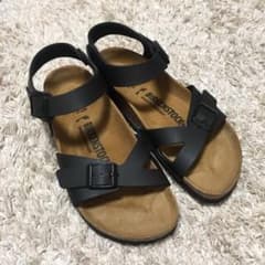 ビルケンシュトック サンダルのサムネイル