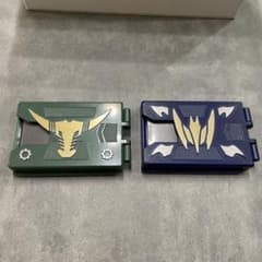 仮面ライダー龍騎　カードデッキケース　ナイト、ゾルダのサムネイル