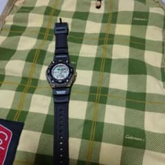 お魚モード！CASIOソーラー デジタル腕時計のサムネイル