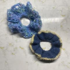 ハンドメイド シュシュ 2個セットのサムネイル