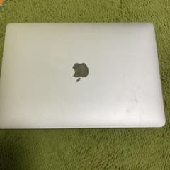 macbook proのサムネイル