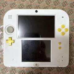 Nintendo 2DS 本体 ホワイト イエローのサムネイル