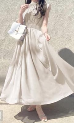 【美品♡可愛い】楊柳シフォンフリルフレアワンピースのサムネイル
