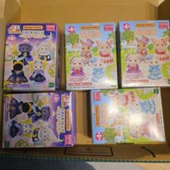 【総額7000円相当】シルバニアファミリー 　40周年記念限定含むくじ限定セットのサムネイル