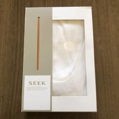 seek UネックTシャツ　premium LINEのサムネイル