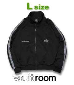 Vaultroom VR × UMBRO TRACK JACKET - メルカリ