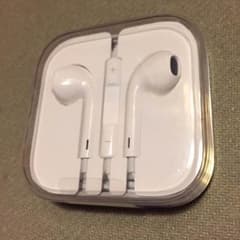 iPhone 純正イヤホン 未使用未開封のサムネイル