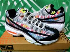 正月特価 NIKE ナイキ エアマックス95　 SE スウッシュマートマガジンのサムネイル