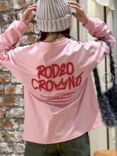 RODEO CROWNS BACK刺繍ロングTシャツ　ピンクのサムネイル