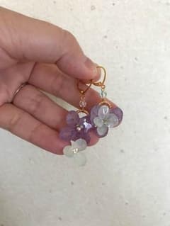 ピアス お花のサムネイル