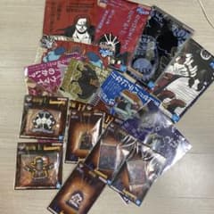 ワンピース　一番くじ　新四皇　ワンピースセットのサムネイル