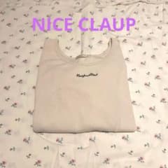NICE CLAUP ベージュ 長袖Tシャツのサムネイル