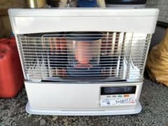 引き取り及び近郊配達限定出品！札幌発コロナ煙突床暖ストーブ2020年式中古品 引き取り及び近郊配達限定出品！札幌発コロナ煙突床暖ストーブ2020年式