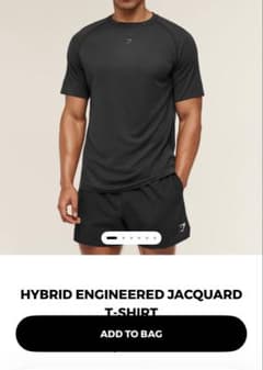 GYMSHARK Tシャツ ブラックのサムネイル