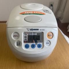 炊飯器 説明書付き ZOJIRUSHI NS-UC05-WBのサムネイル