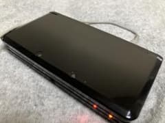 ニンテンドー3DS ブラック　本体・充電器のサムネイル