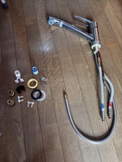 キッチン水栓と配管部品セットのサムネイル