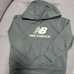 new balance パーカー 130のサムネイル