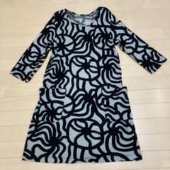 marimekko ヨーナス ワンピースのサムネイル