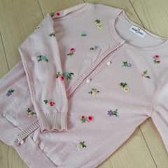 【美品】刺繍☆カーディガン☆ギャラリービスコンティのサムネイル