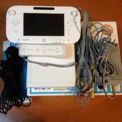 Wii U本体 プレミアム ＋マイク付きのサムネイル