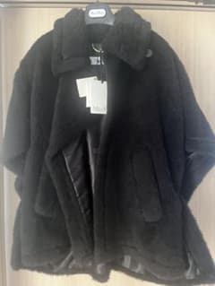 MaxMara [テベ] テディベア ケープ （お値下げ◎）のサムネイル