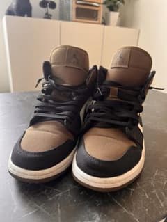 Nike Air Jordan (DV0427-301)のサムネイル