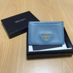 PRADAのサムネイル