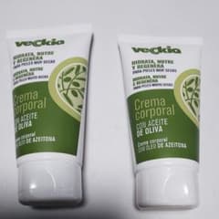 Mado様専用 新品 スペイン veckiaオリーブオイルハンドクリームのサムネイル