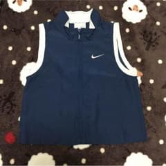 ナイキ ベスト 美品のサムネイル