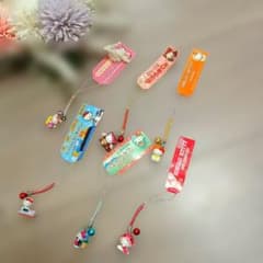 ハローキティ ご当地アクリルキーホルダー 12個セット 会津限定】ハローキティ50周年×赤べこ 🎀 鶴ヶ城会館オリジナル