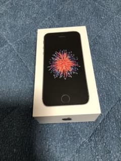 iPhone SE 32GB スペースグレイ MP822J/Aのサムネイル